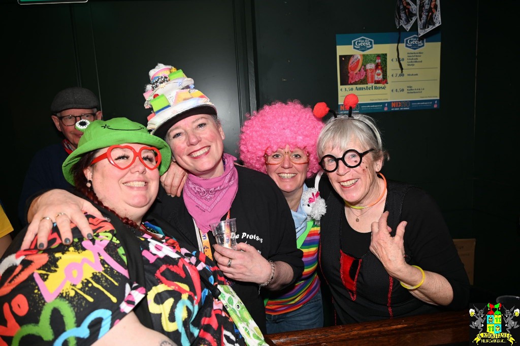 ../Images/Kroegentocht 2025 383.jpg